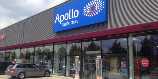 Brillen Outlet Ingolstadt Außen, Parkplätze sind direkt vor der Tür